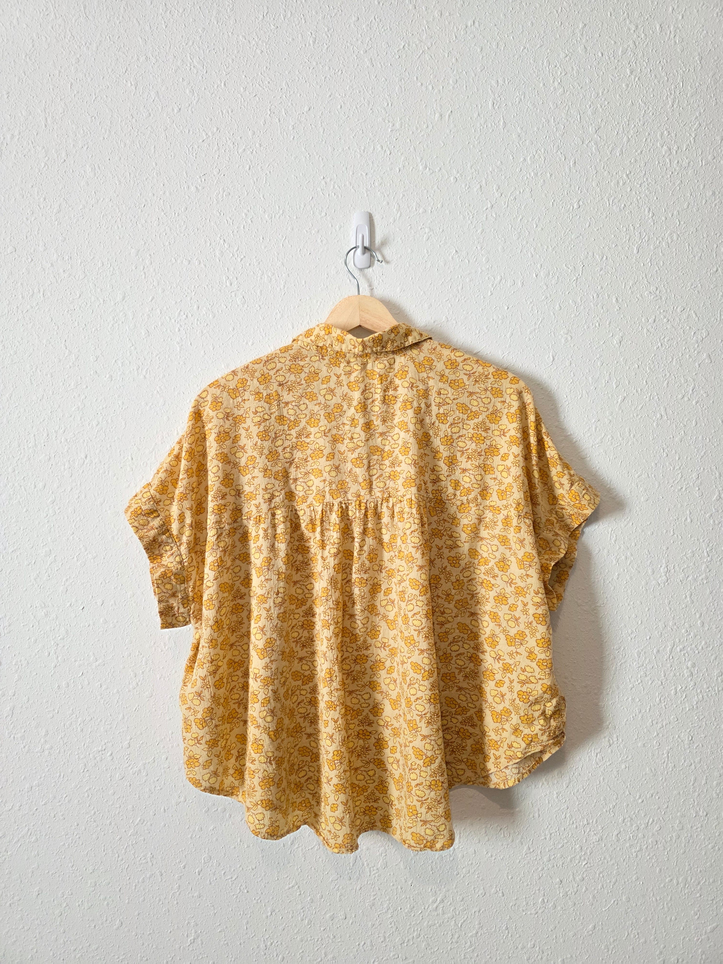 Madewell Floral Button Up Shirt (XL)
