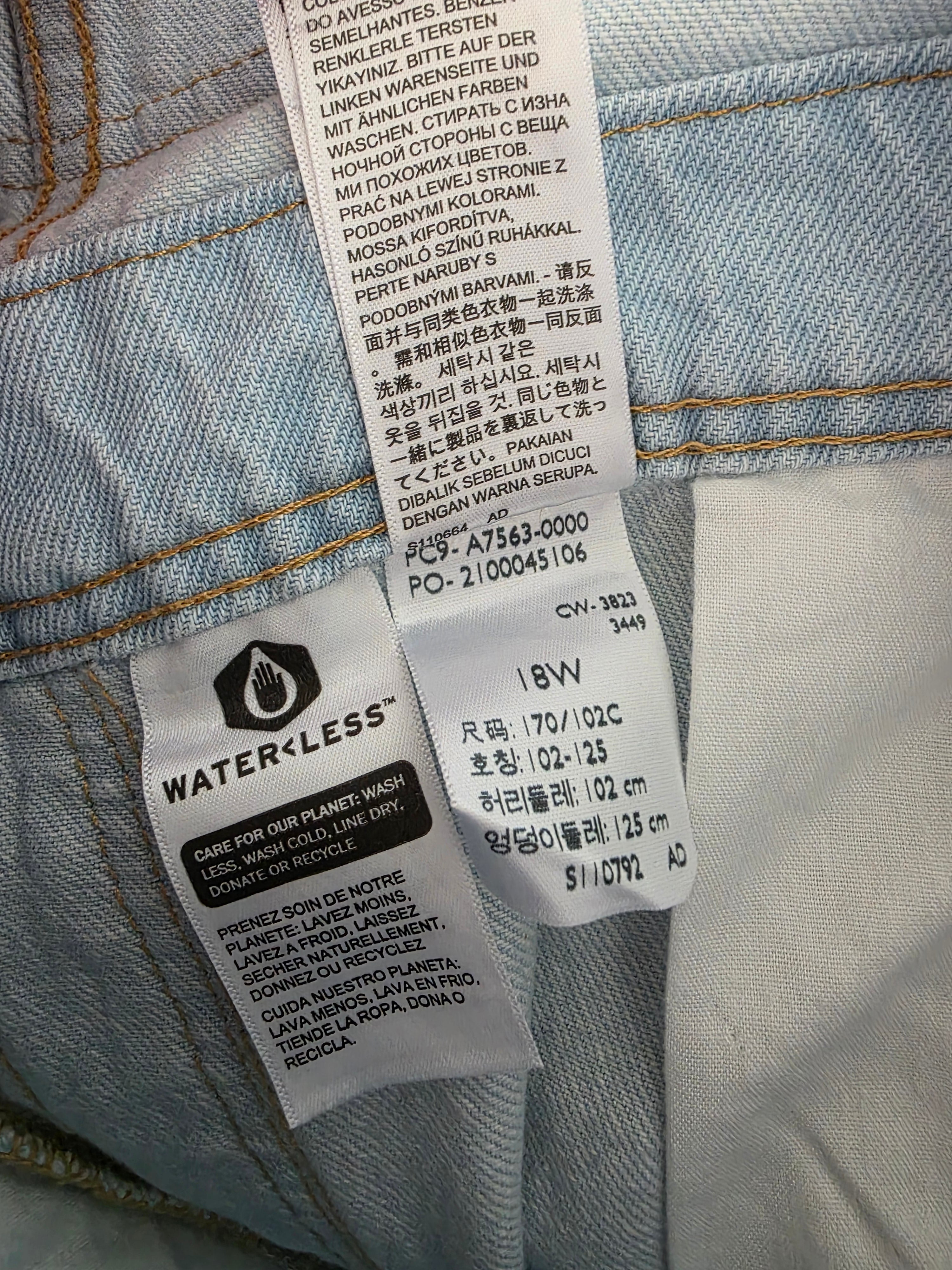 Levi's Light Wash Denim Shortalls (18W)