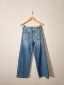 Evereve Seamed Wide Leg Jeans (28)