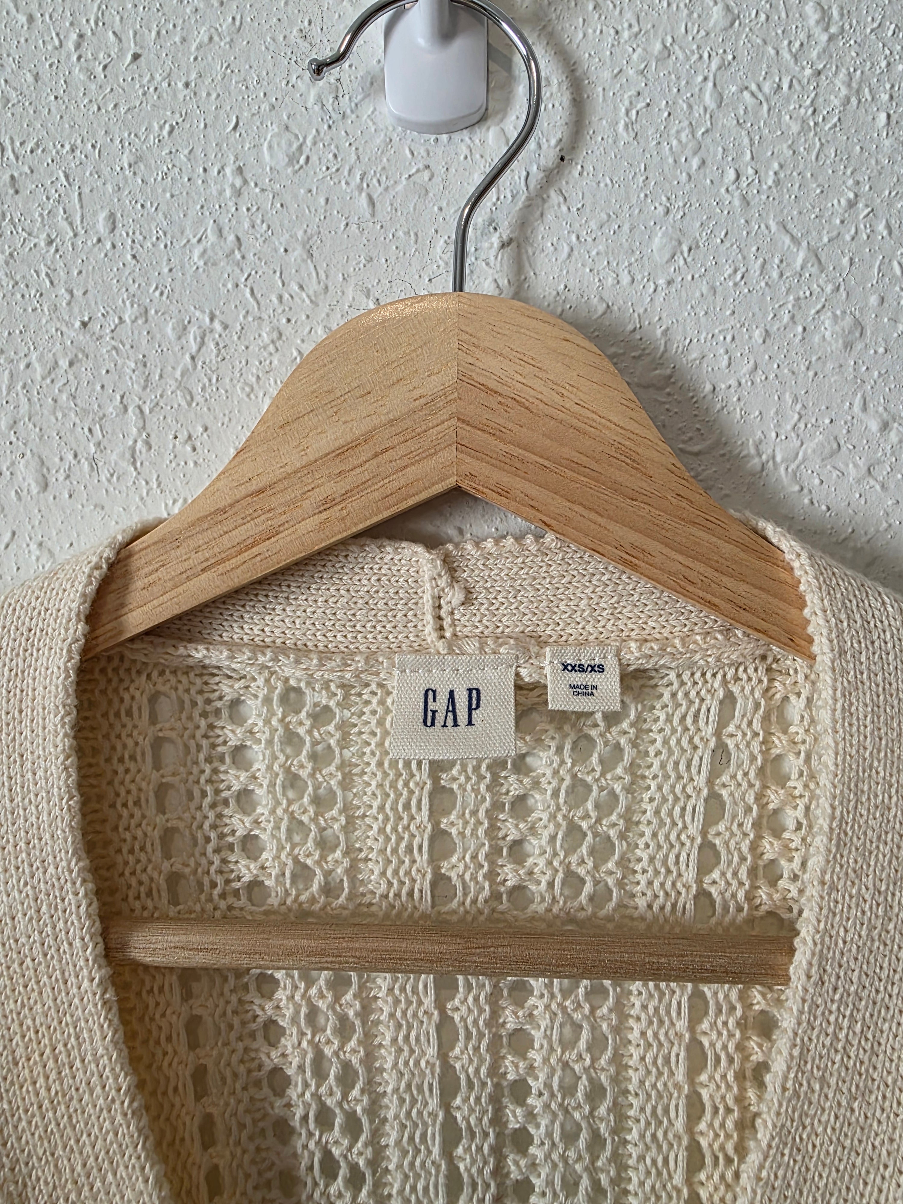 Gap Crochet Poncho Sweater (XXS/XS)