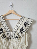 NEW Floral Embroidered Top (XL)
