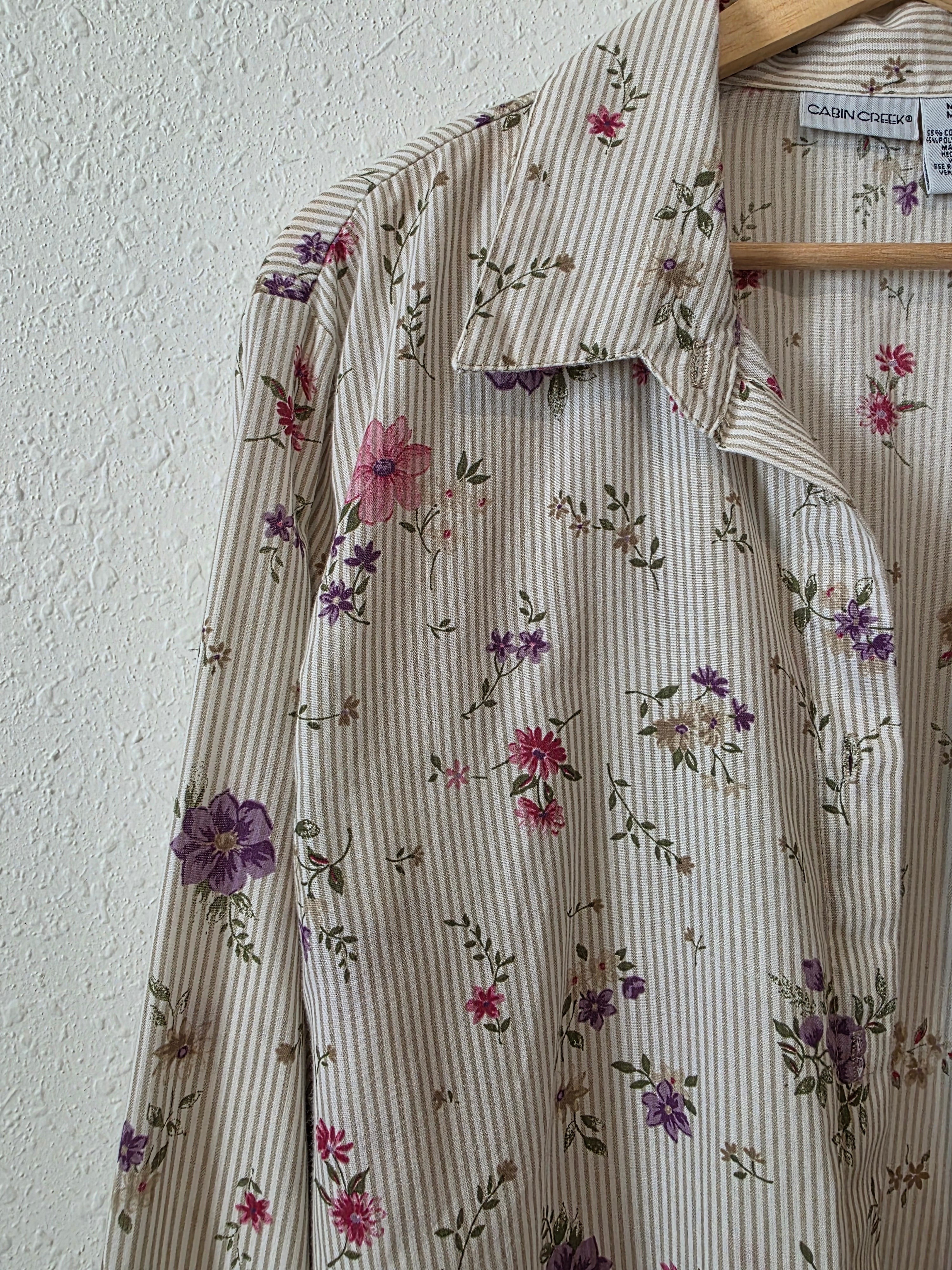 Vintage Floral Button Up Shirt (M)