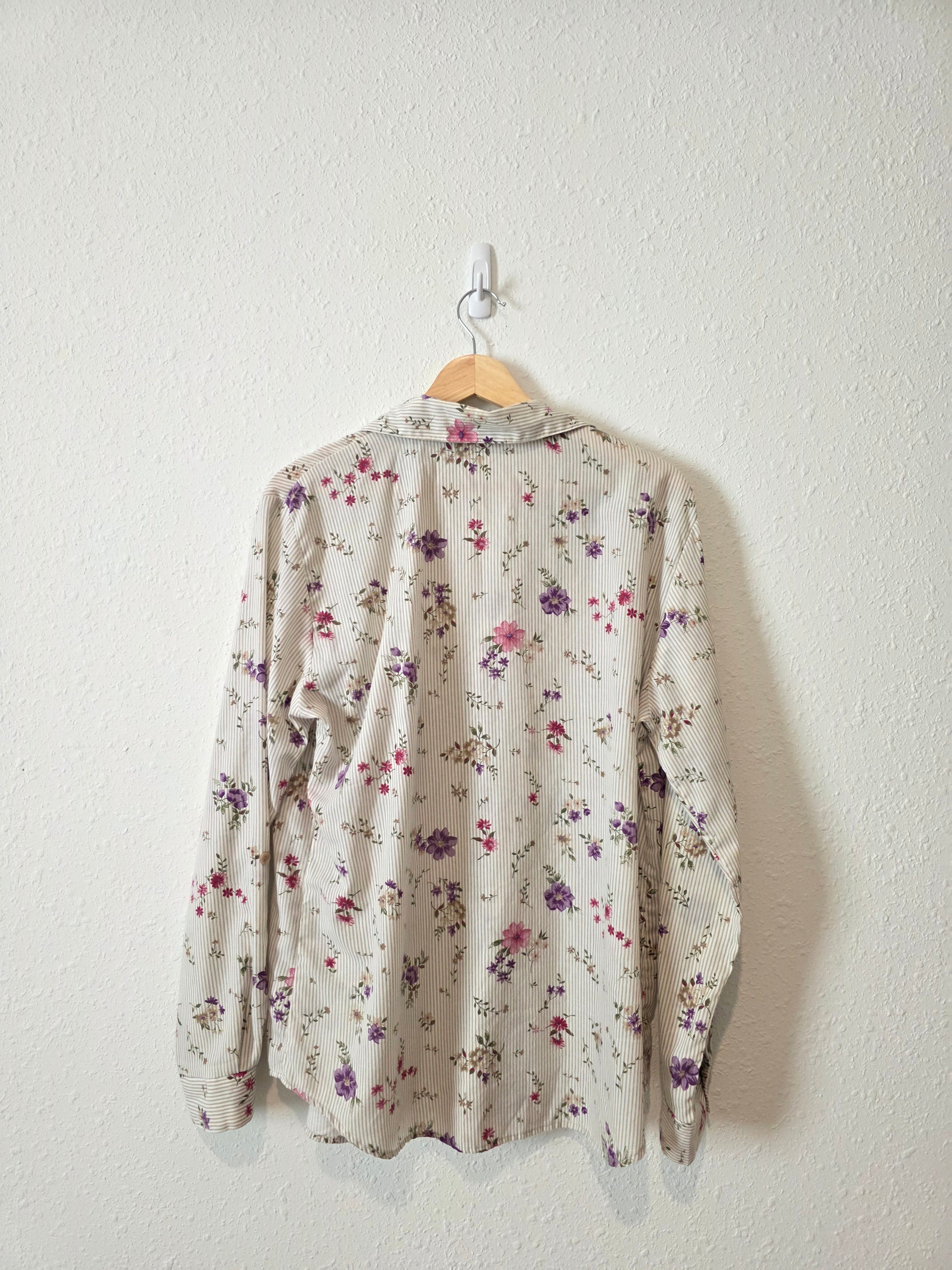 Vintage Floral Button Up Shirt (M)
