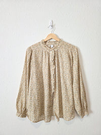 Dainty Floral Button Front Top (S)