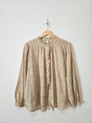 Dainty Floral Button Front Top (S)
