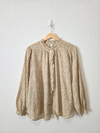 Dainty Floral Button Front Top (S)