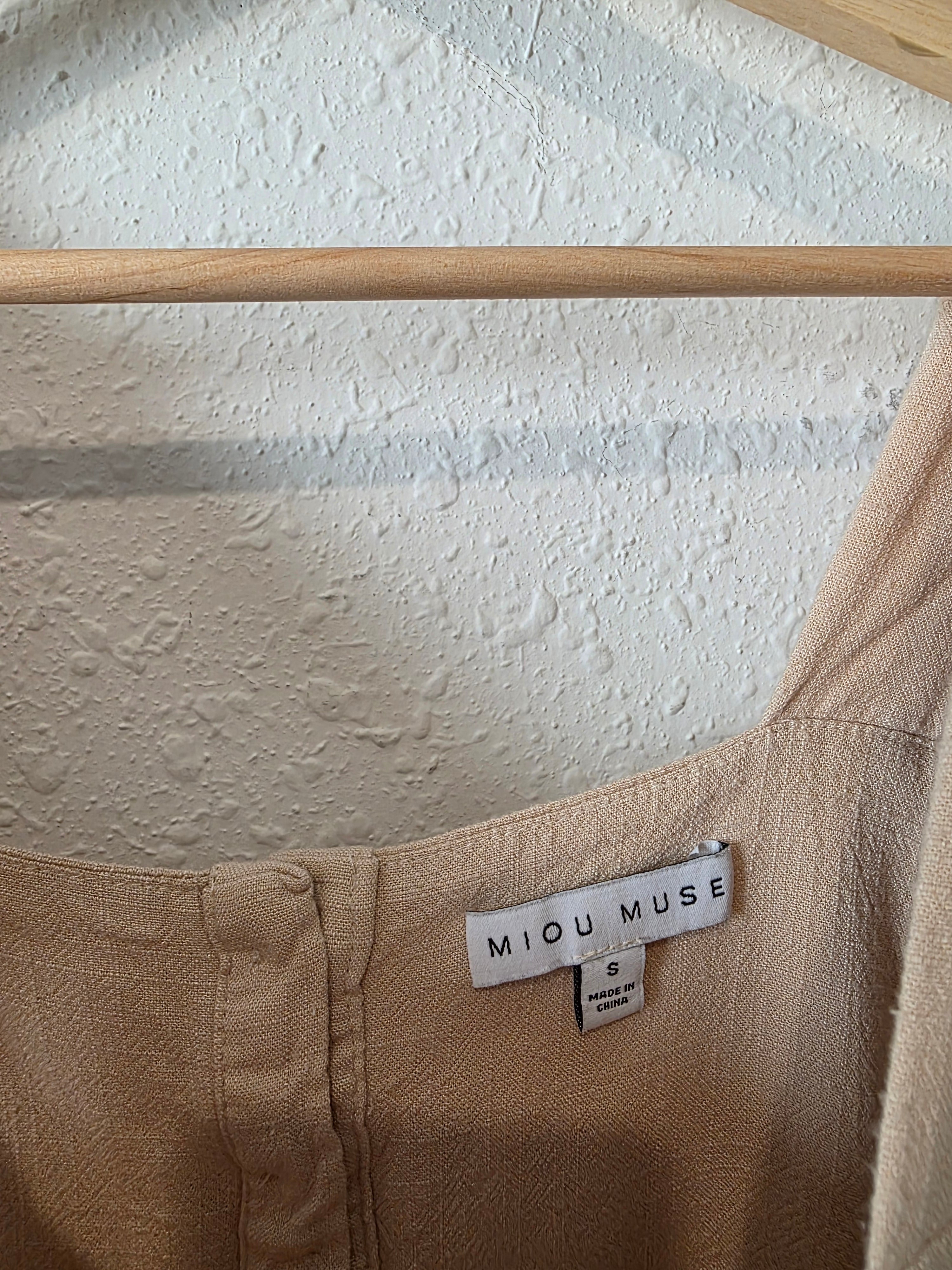 Miou Muse Neutral Linen Cotton Top (S)