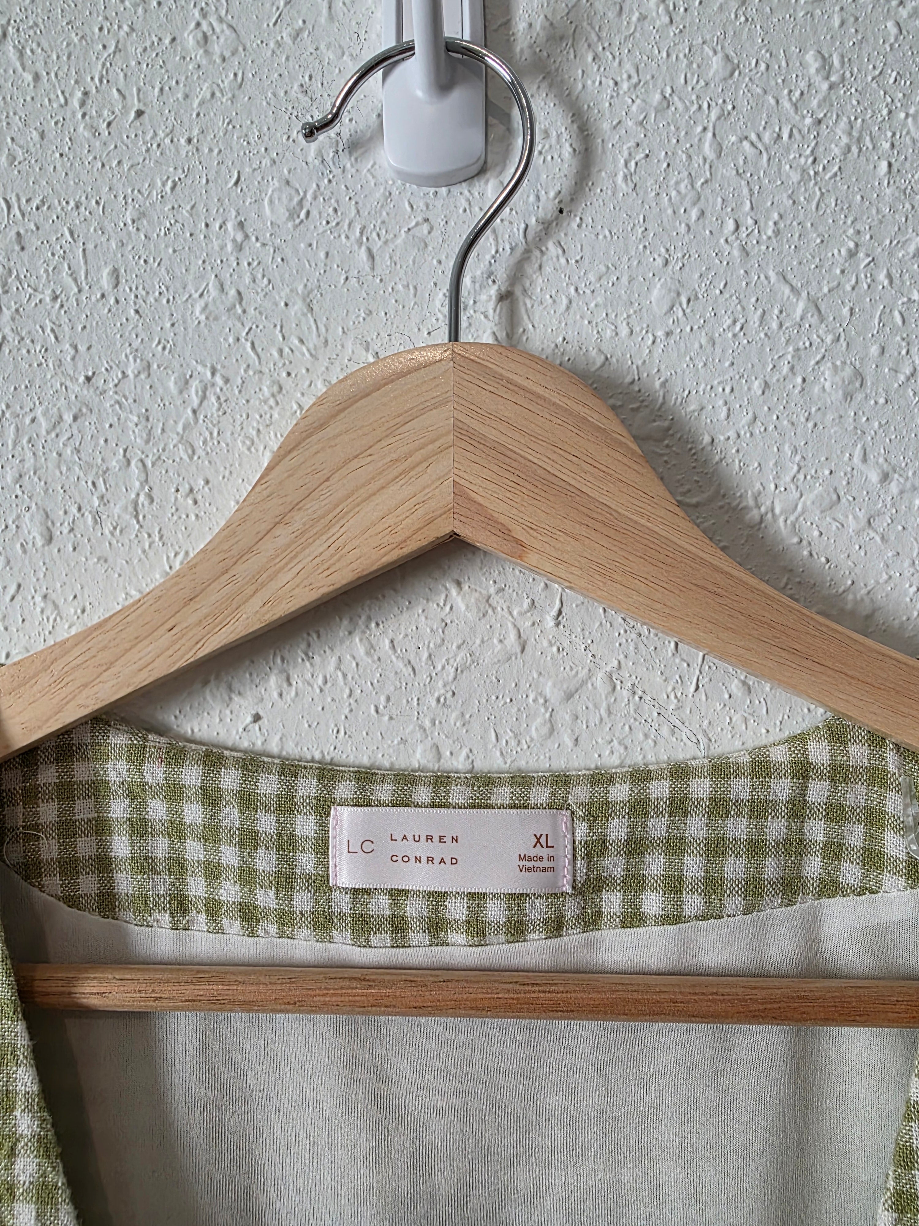 Gingham Linen Tie Front Top (XL)
