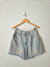 Z Supply Light Wash Denim Shorts (28)
