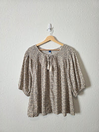 Neutral Floral Smocked Top (XL)