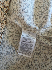 Neutral Floral Smocked Top (XL)