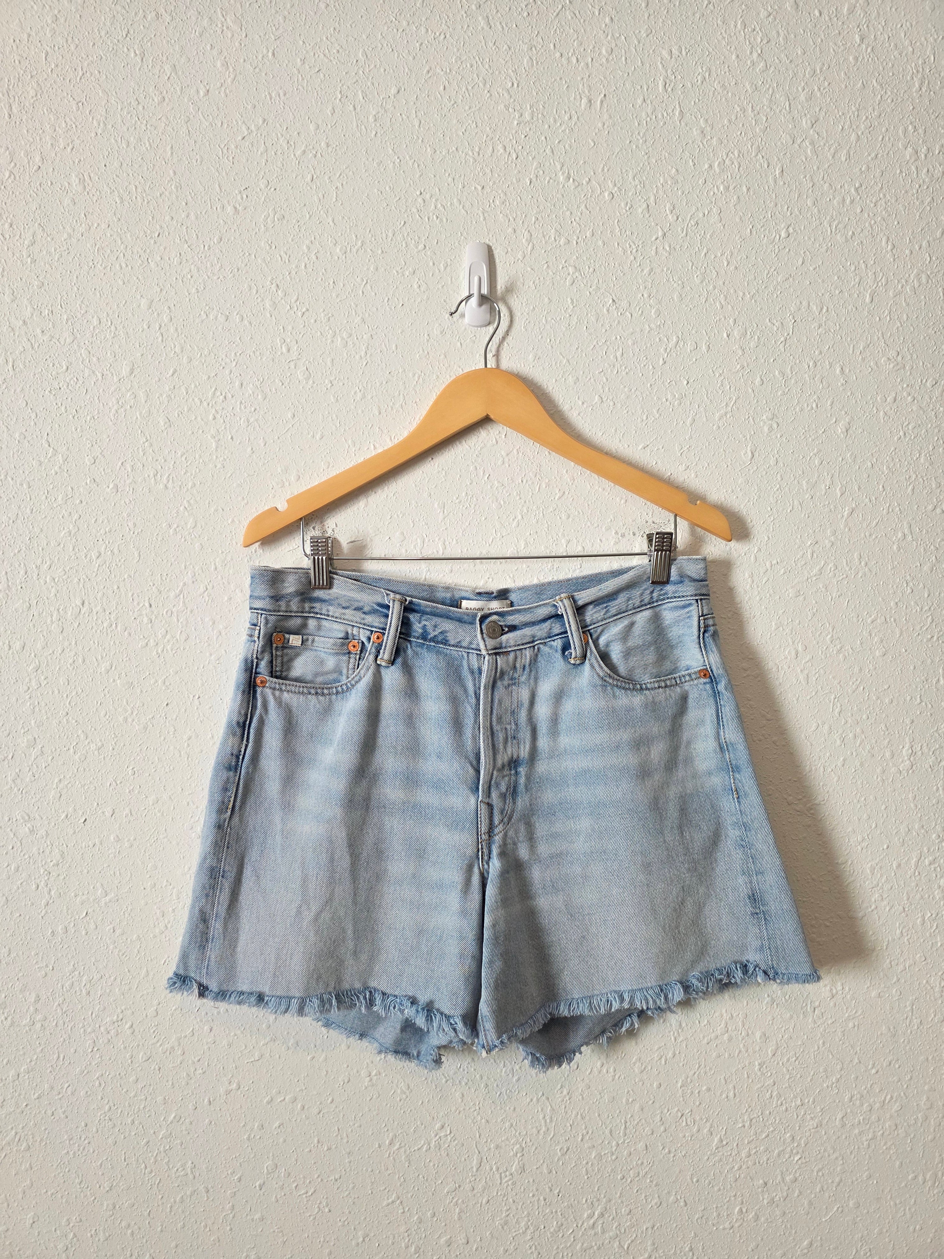 Light Wash Baggy Shorts (27)