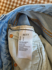 Light Wash Baggy Shorts (27)