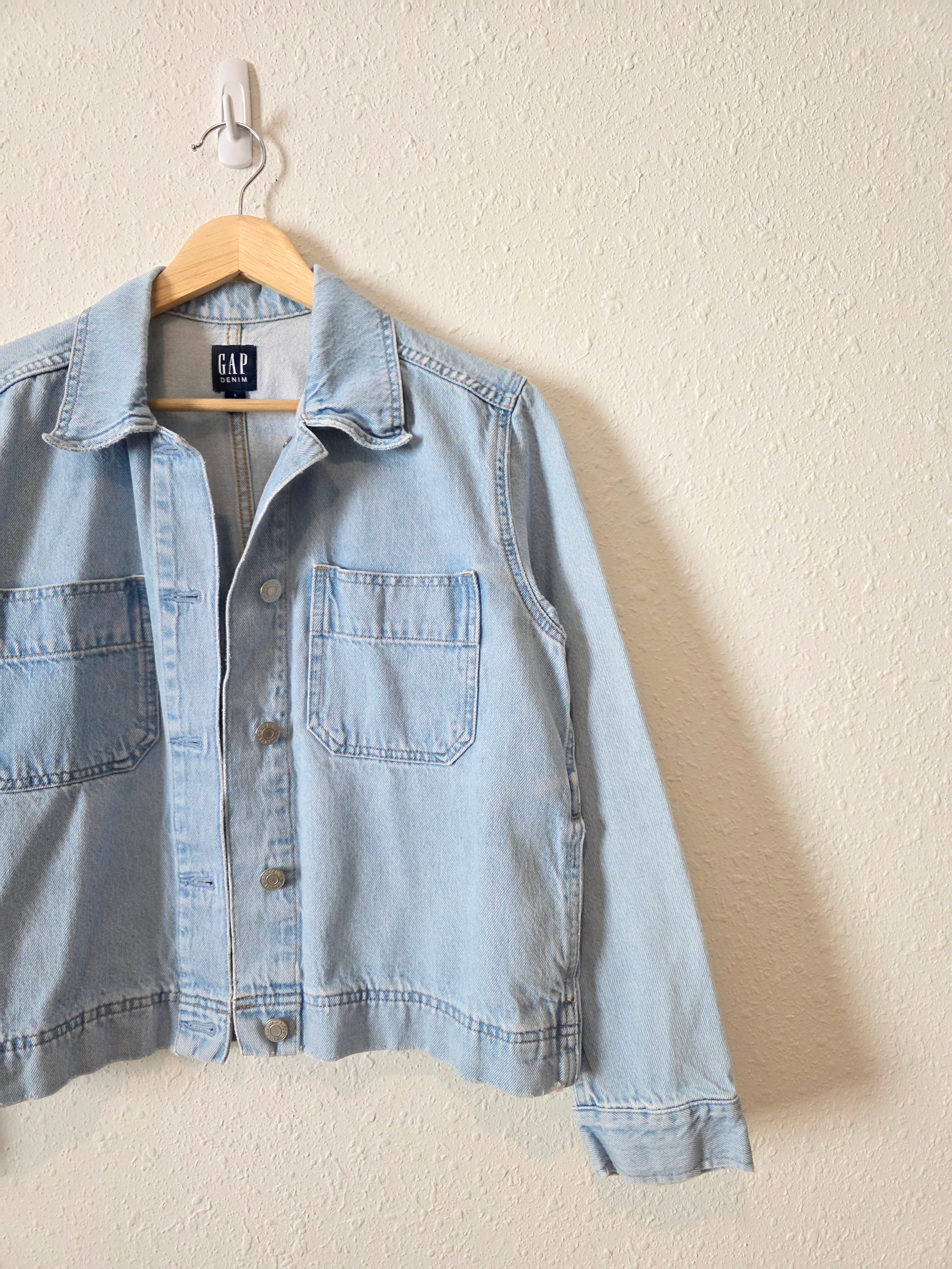 Gap Light Wash Denim Jacket (S)