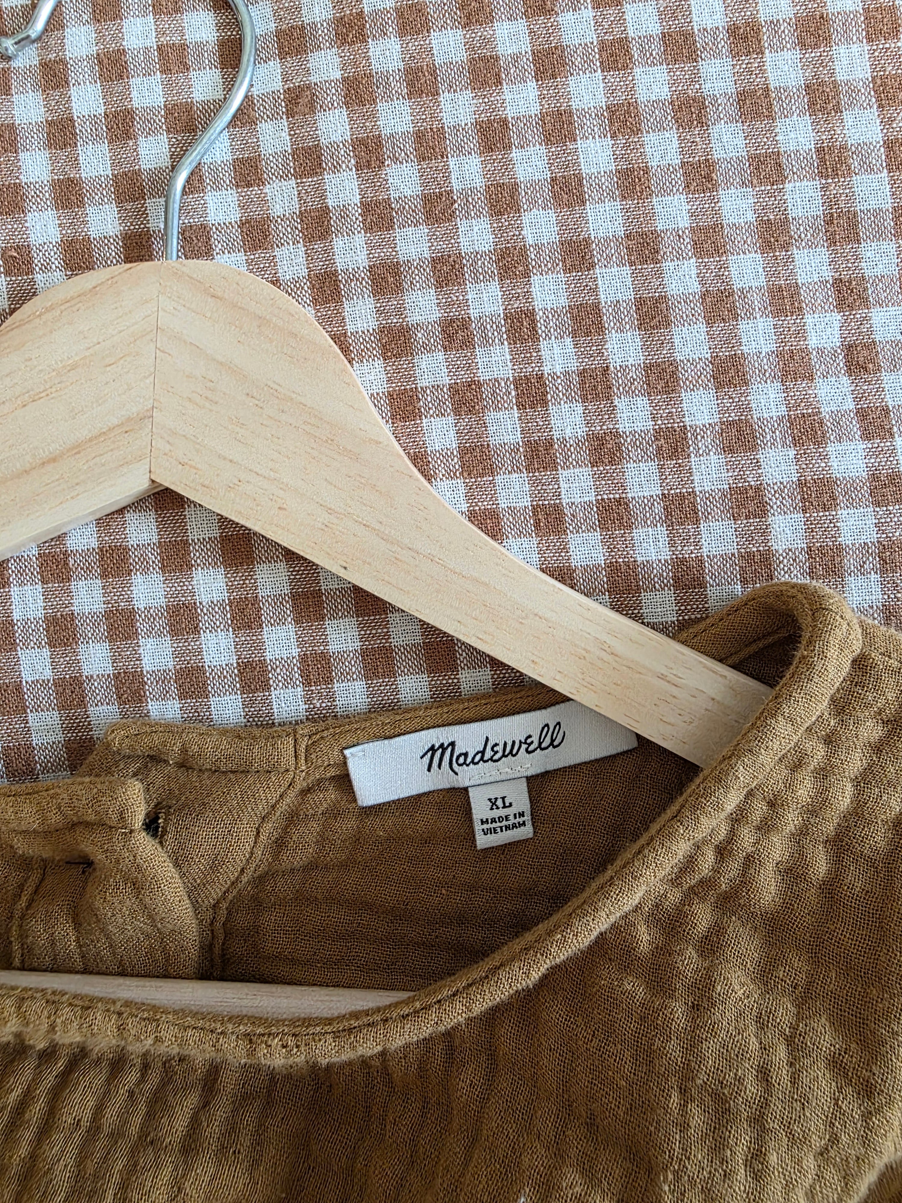 Madewell Button Back Gauze Top (XL)