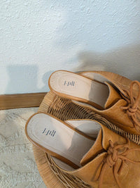 Vintage J.Jill Leather Clogs (9)