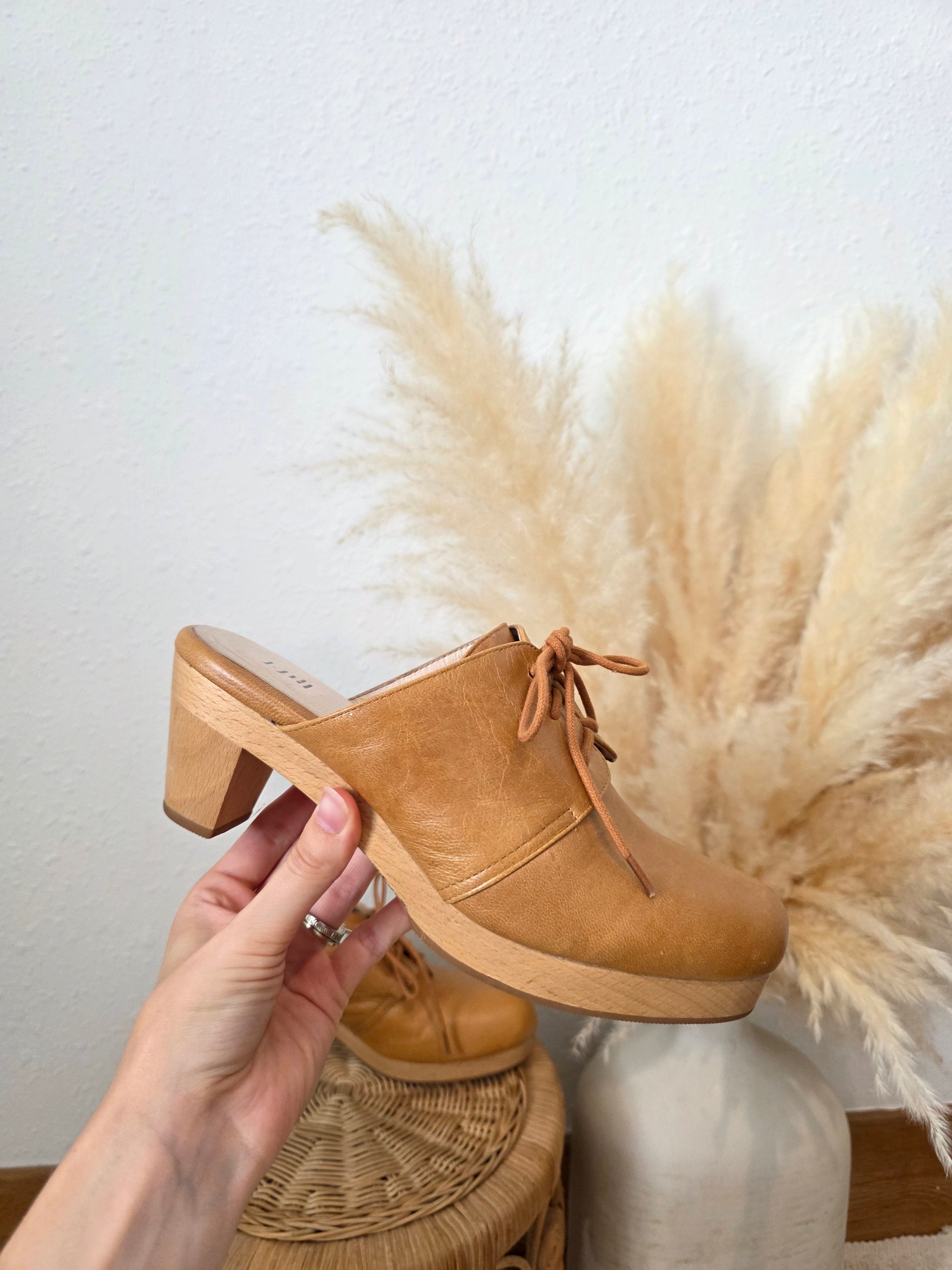 Vintage J.Jill Leather Clogs (9)