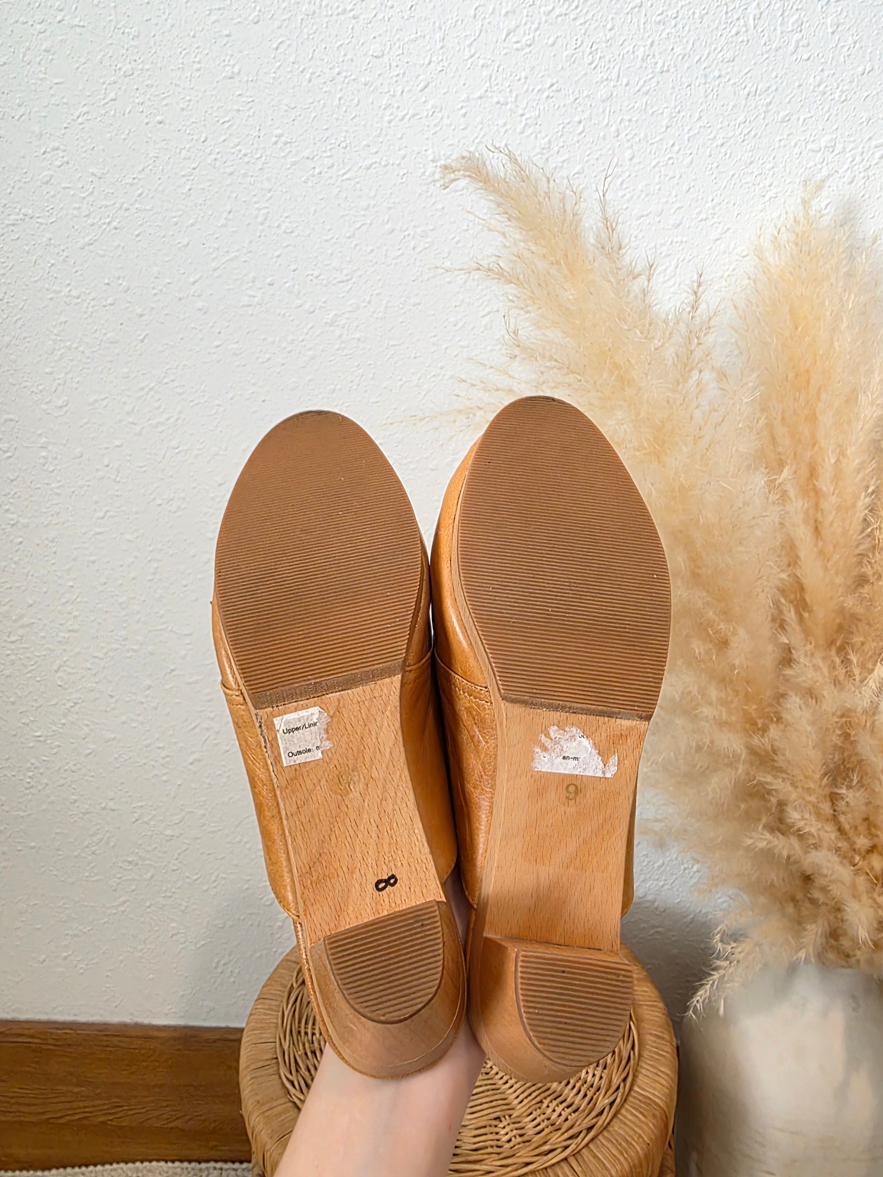 Vintage J.Jill Leather Clogs (9)