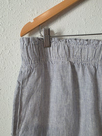 Quince Striped Pull On Linen Shorts (XL)