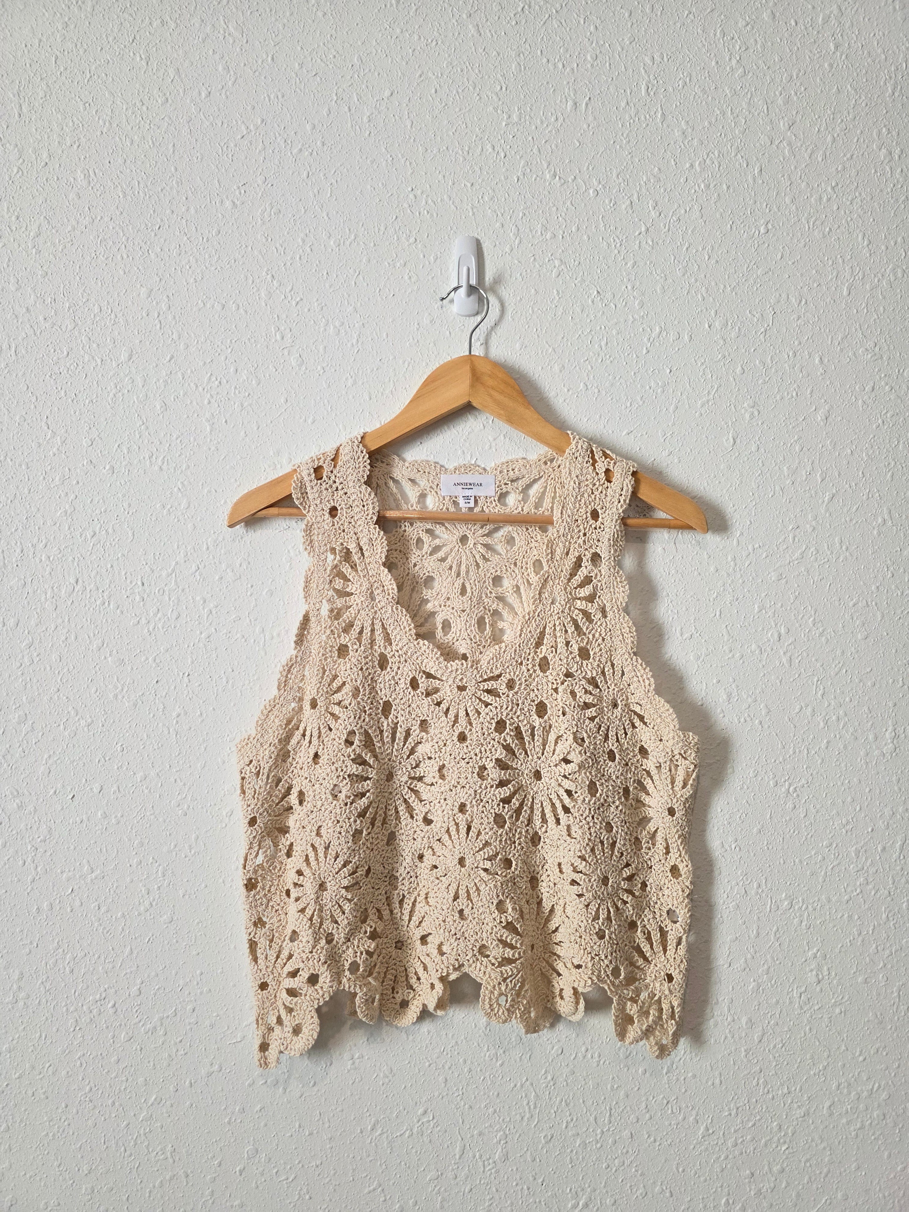 Anniewear Floral Crochet Top (S/M)
