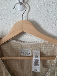 Vintage Checkered Button Front Top (L)