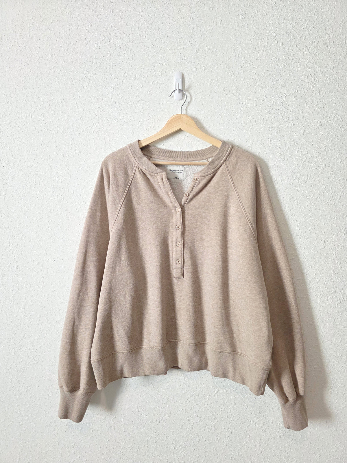 Abercrombie Oversized Henley Sweatshirt (XL)