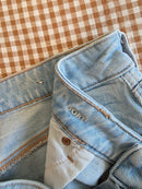 AE Light Wash Relaxed Denim Shorts (8)