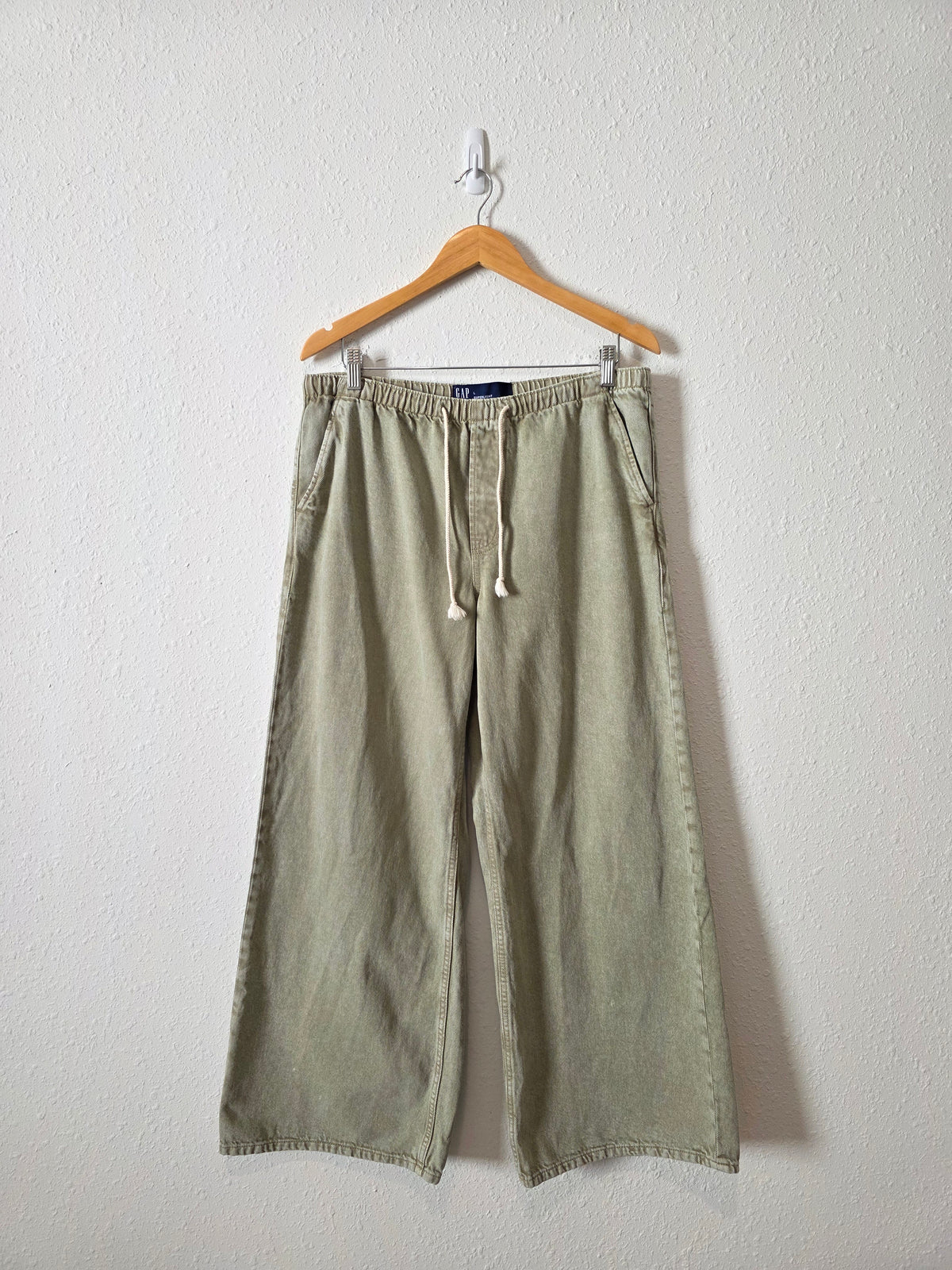 Gap Superlight Wide Leg Easy Jeans (L)