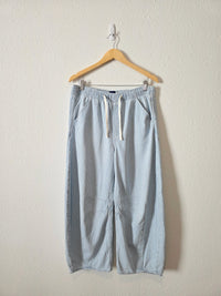 Gap Striped Horseshoe Easy Jeans (XS)