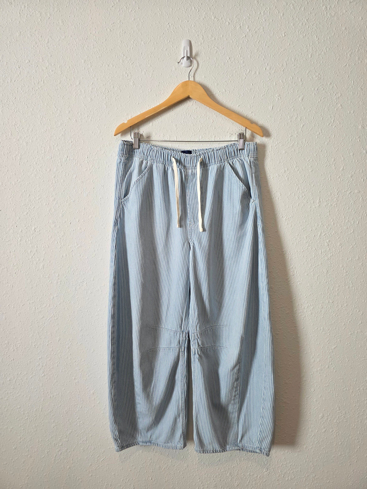 Gap Striped Horseshoe Easy Jeans (XS)