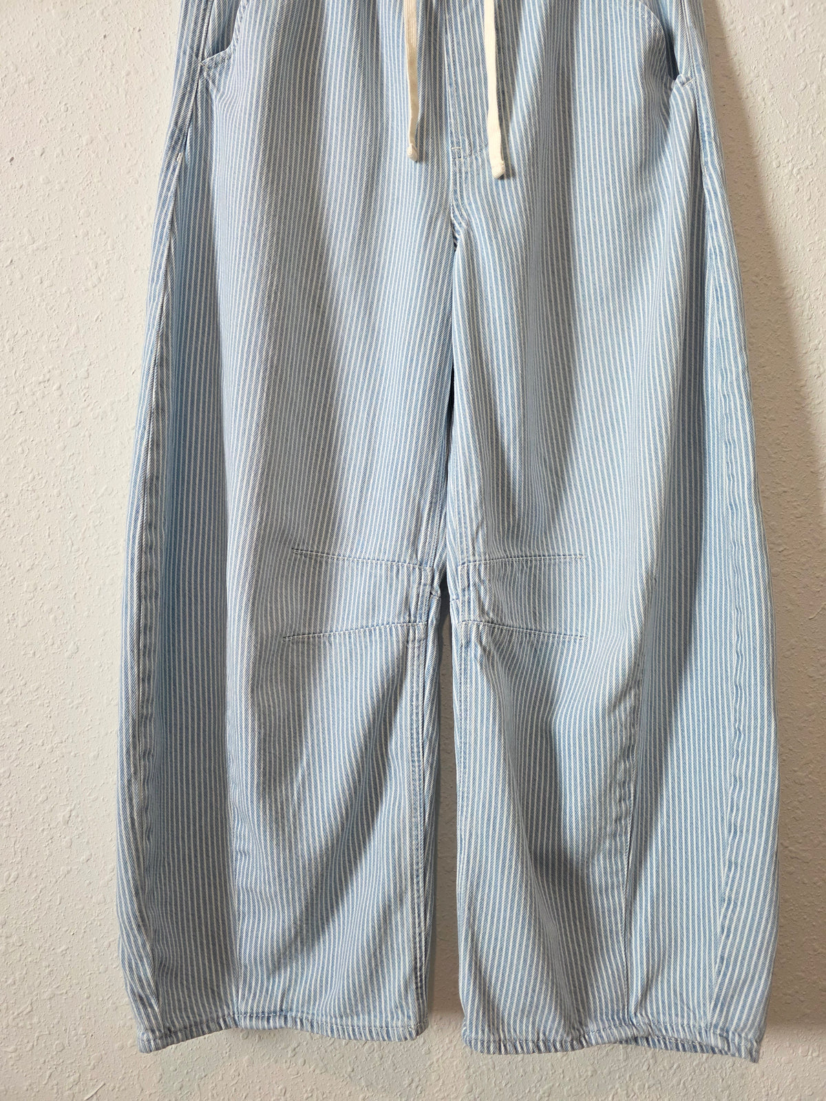Gap Striped Horseshoe Easy Jeans (XS)