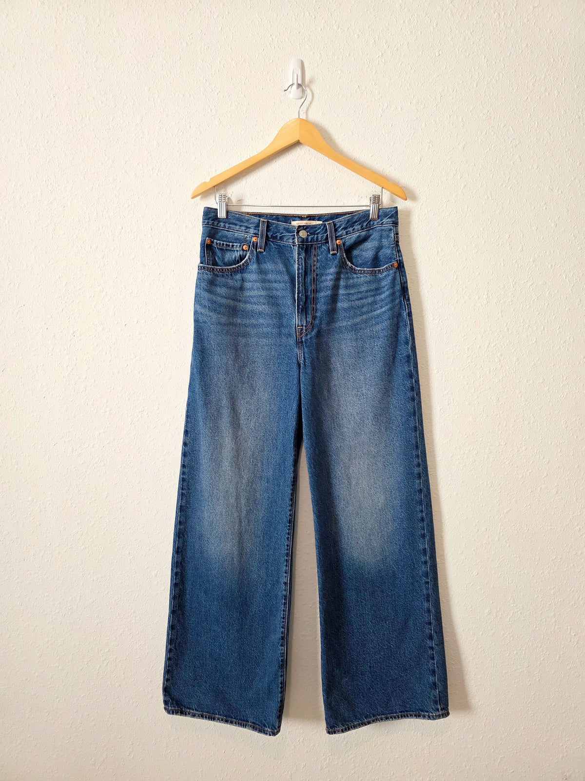 Levi's Ribcage Wide Leg Jeans (30)