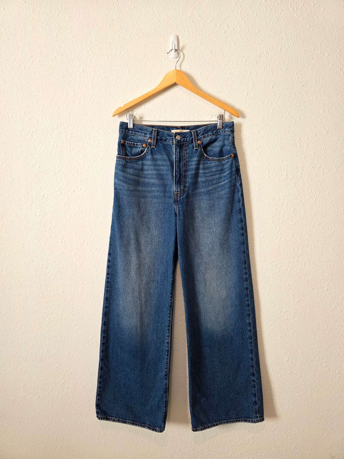 Levi's Ribcage Wide Leg Jeans (30)