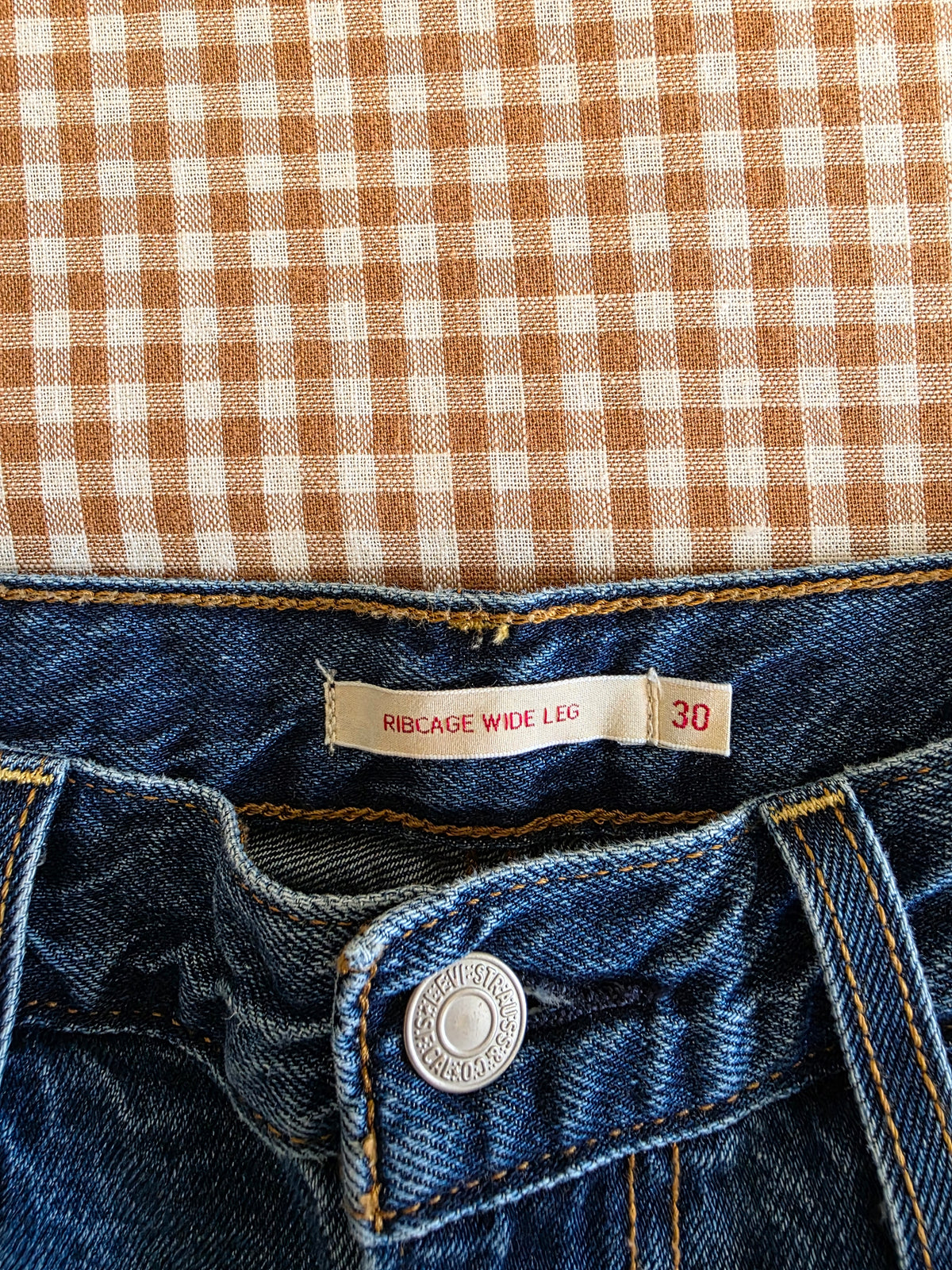 Levi's Ribcage Wide Leg Jeans (30)