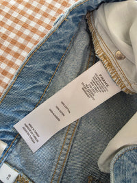 Frame Light Wash Denim Shorts (28)