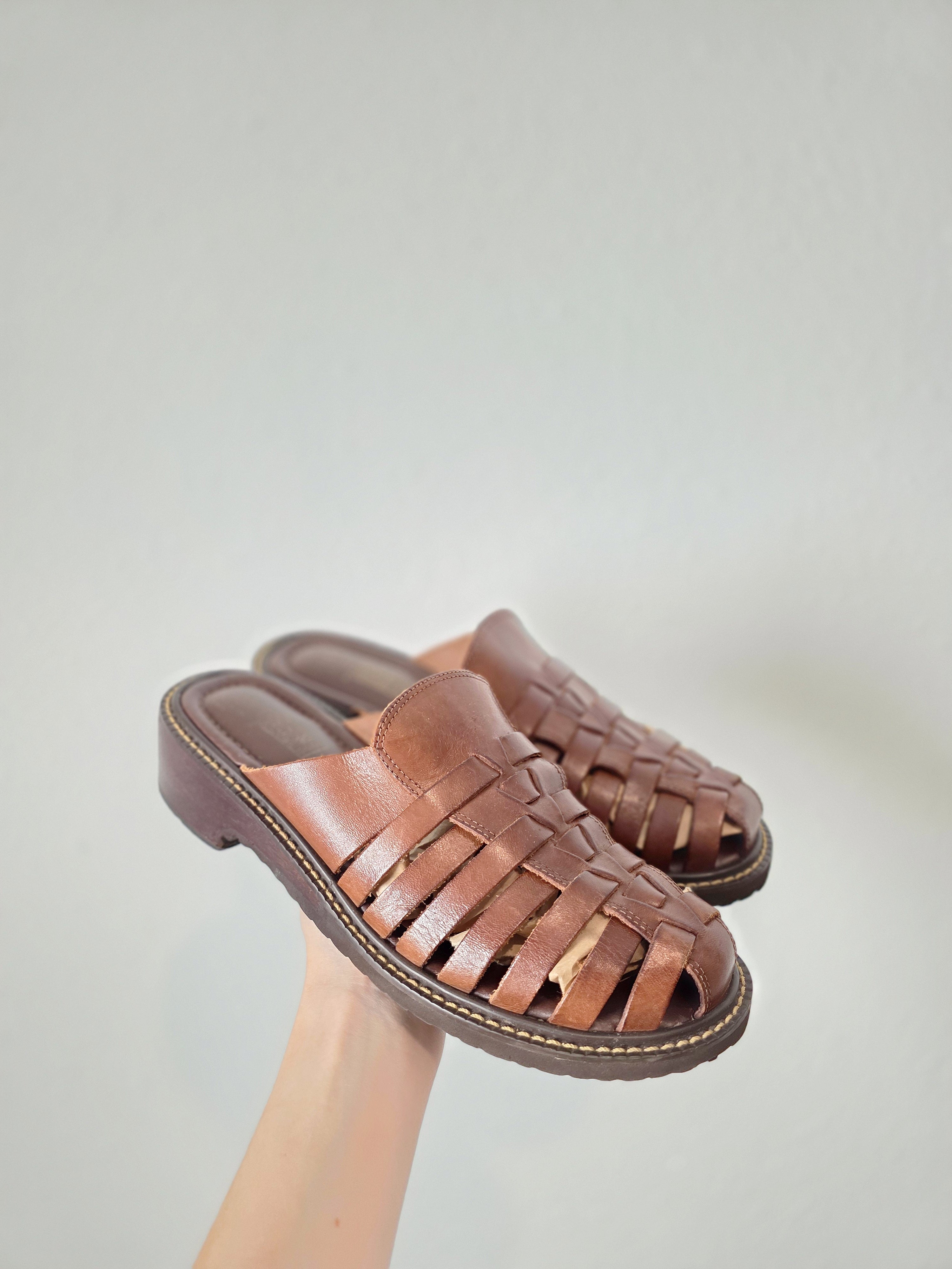 Vintage Leather Fisherman Mules (10)