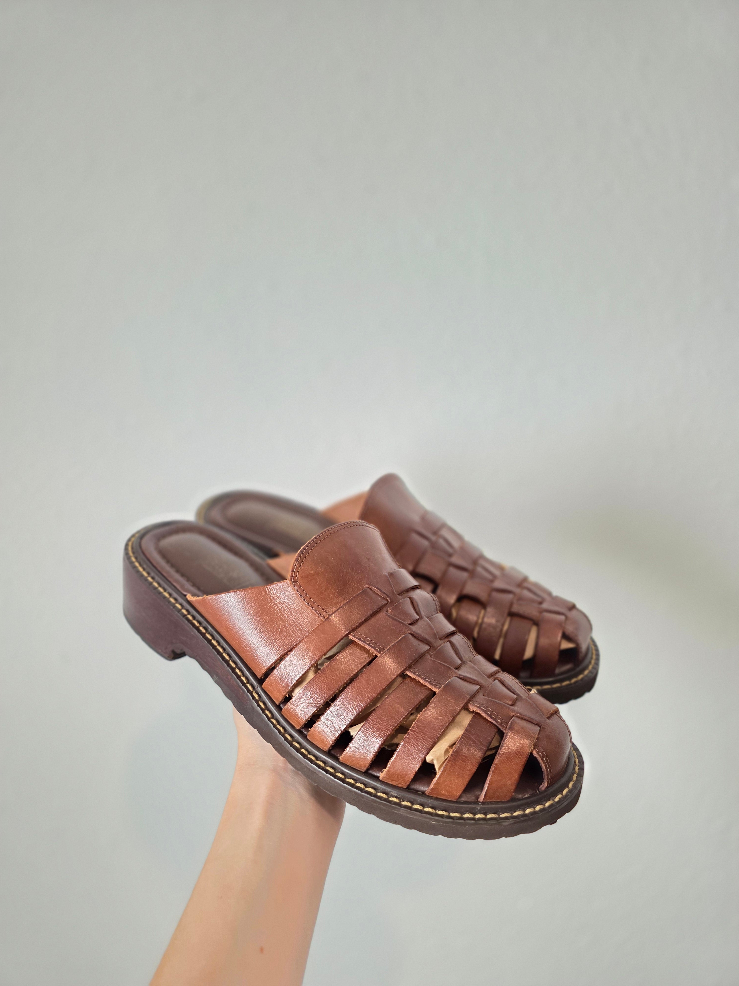 Vintage Leather Fisherman Mules (10)