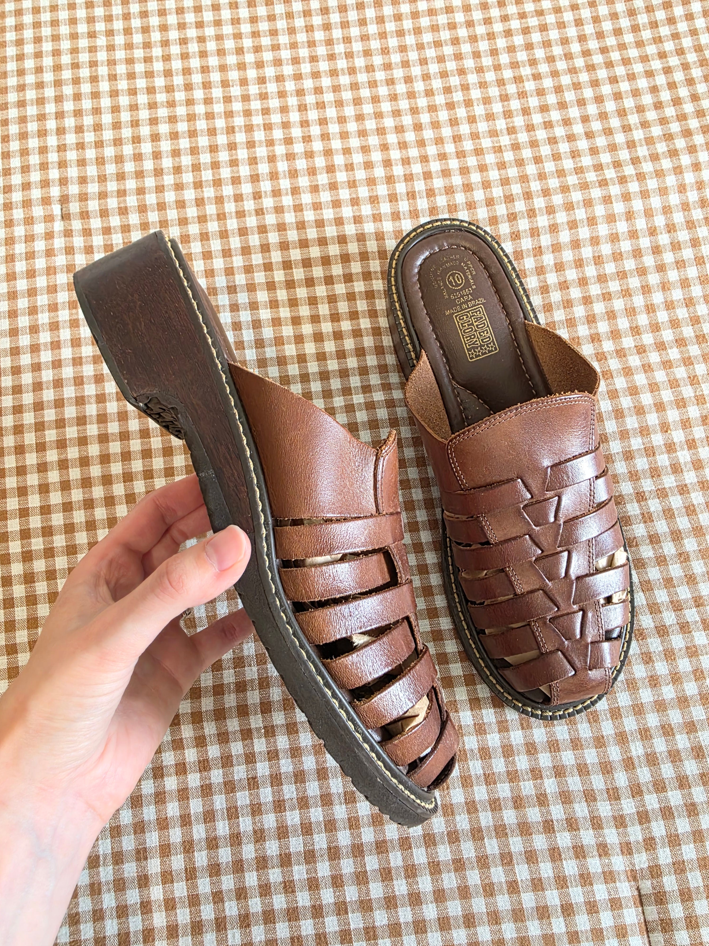 Vintage Leather Fisherman Mules (10)