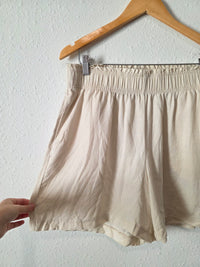 Quince High Waisted Linen Shorts (L)