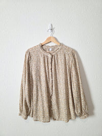 Dainty Floral Button Up Top (M)