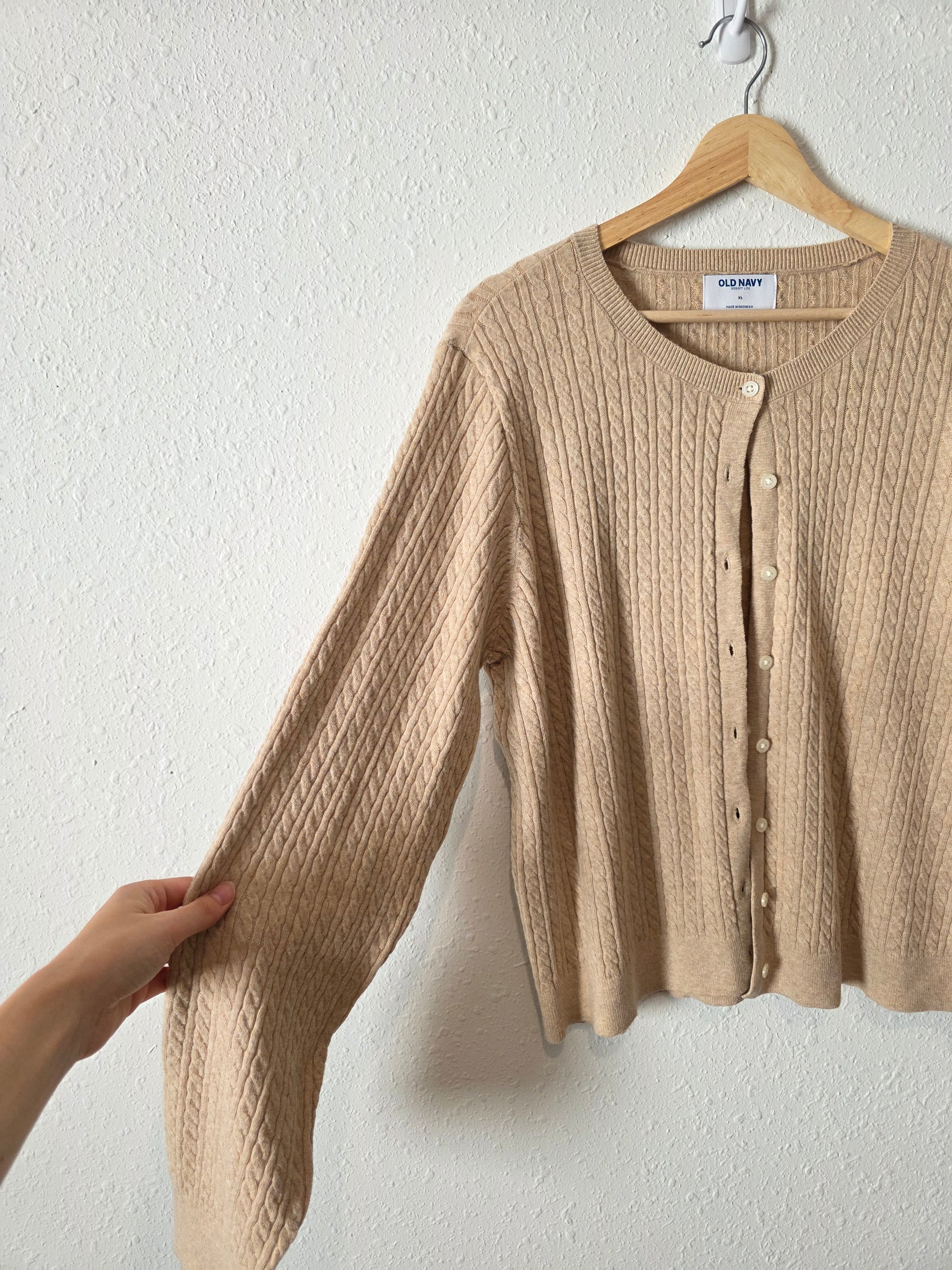 NEW Cable Knit Cardigan (XL)