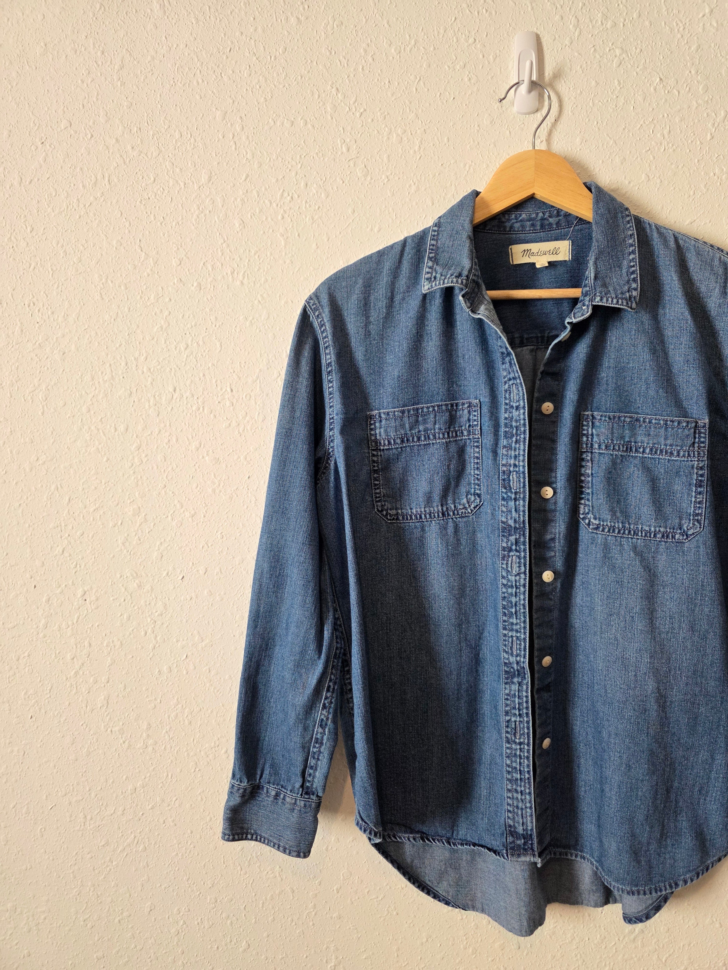 Madewell Button Up Denim Shirt (S)