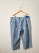 NEW Abercrombie Wide Leg Crop Jeans (35 short)