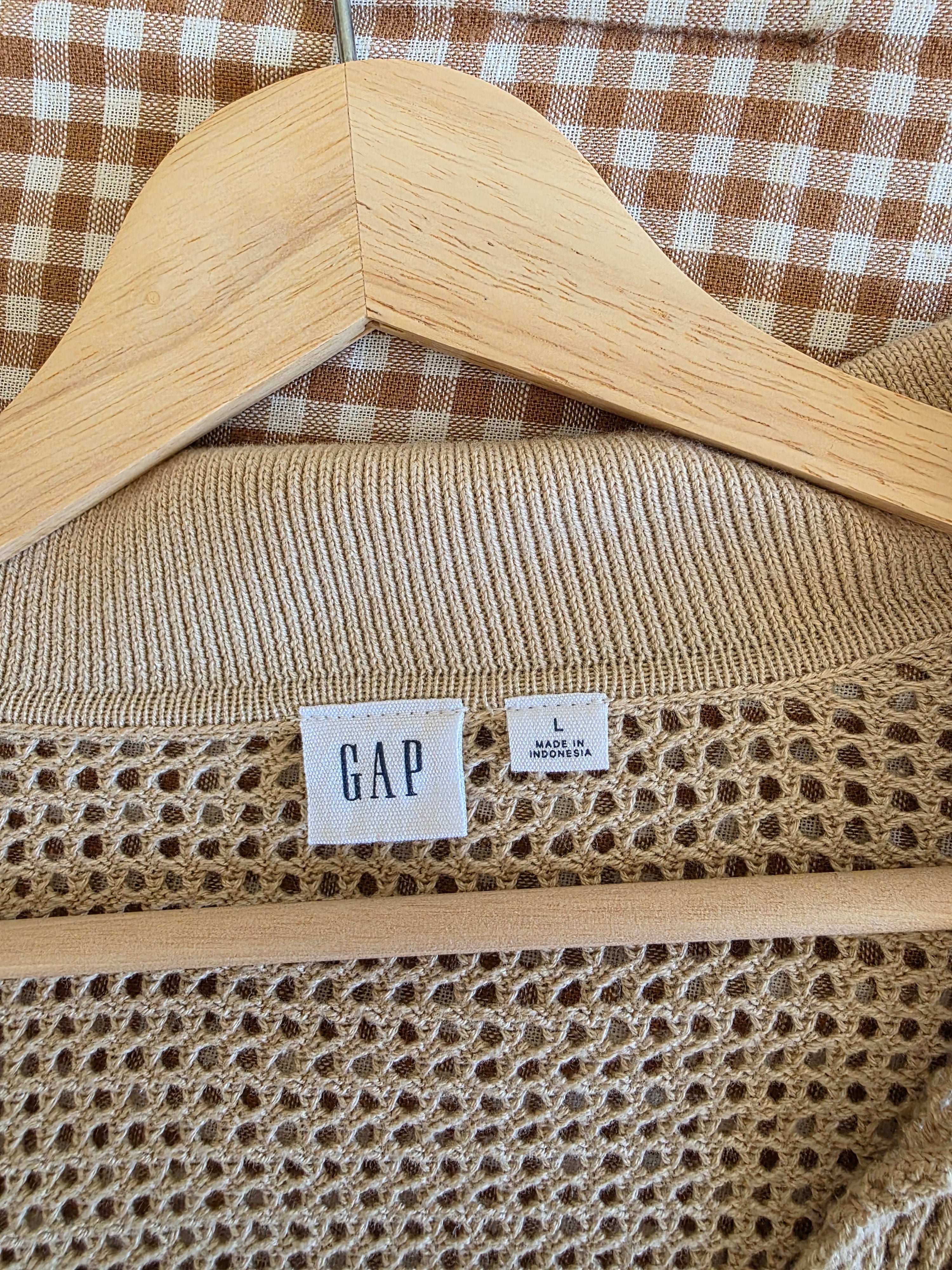 Gap Crochet Knit V Neck Sweater (L)