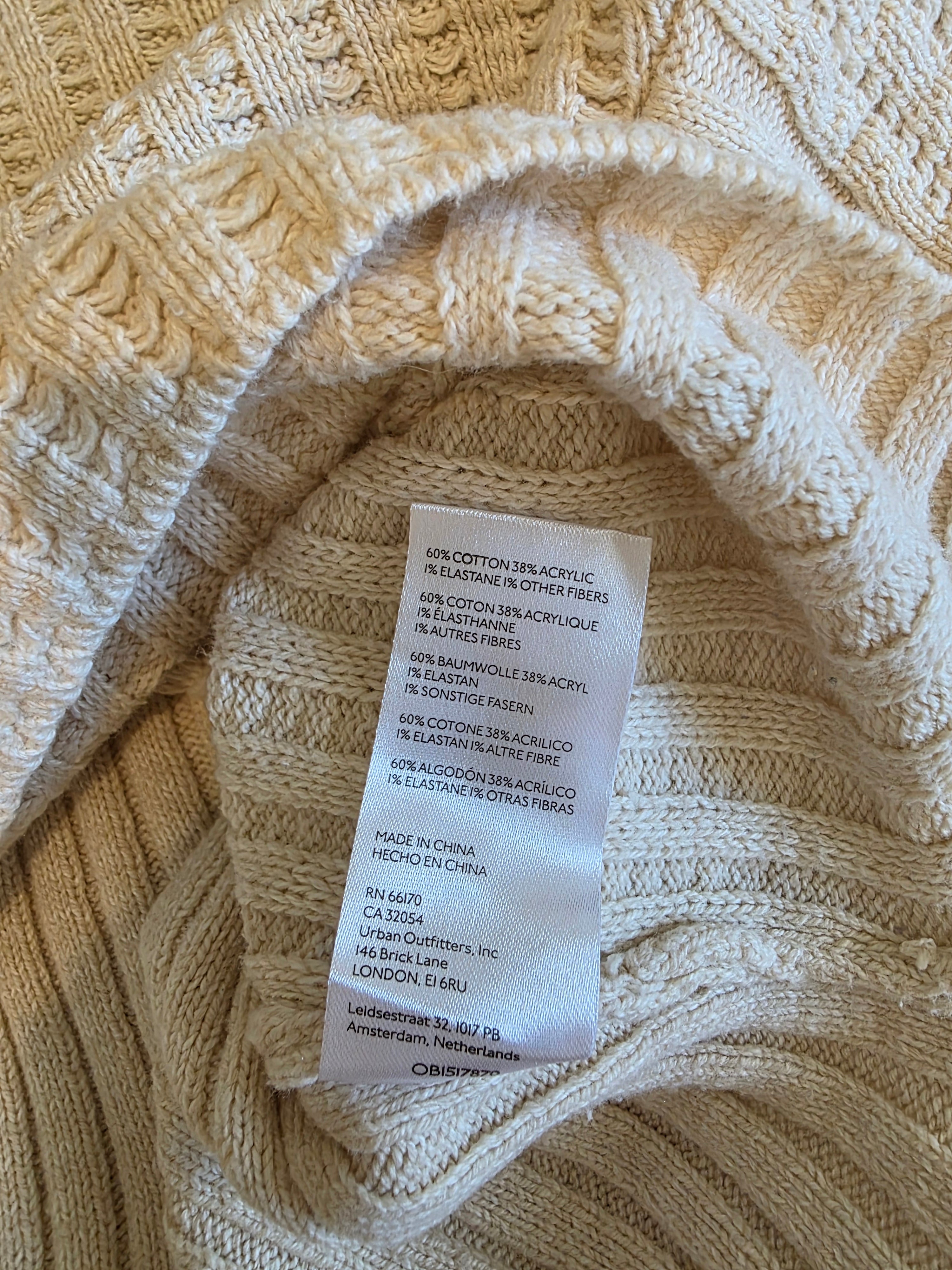 BDG Oversized Ribbed Sweater (XS)