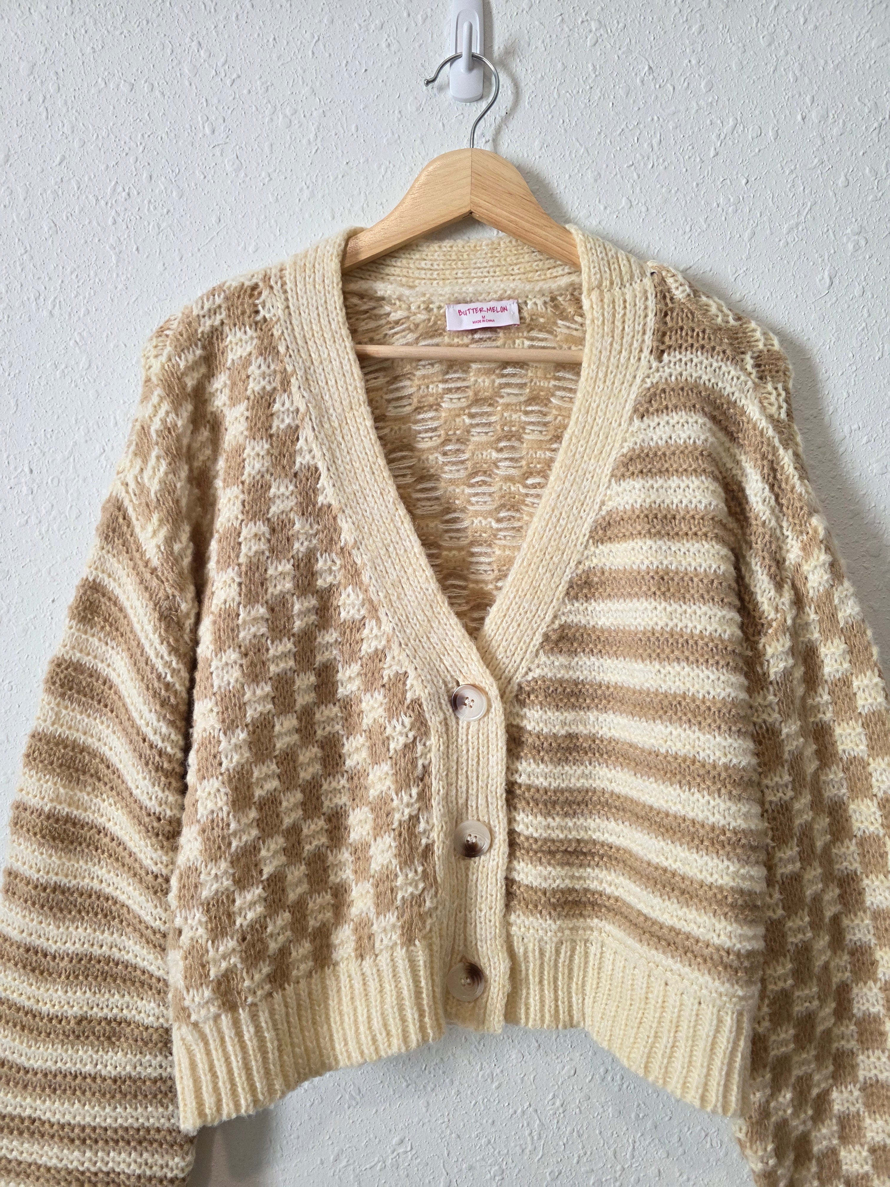 Neutral Checkered Cardigan (M)