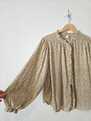 Dainty Floral Button Front Top (S)