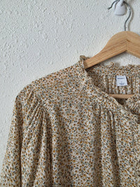Dainty Floral Button Front Top (S)