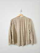 Dainty Floral Button Front Top (S)