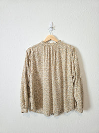Dainty Floral Button Front Top (S)